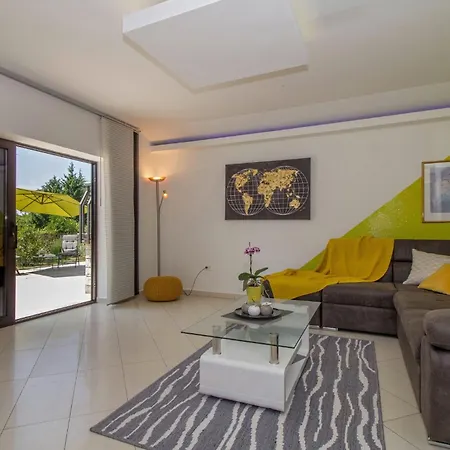 بيت ضيافة Lucia In - Istrien