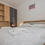 Lucia In - Istrien 3*