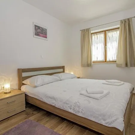 Lucia In - Istrien Guest house Gracisce